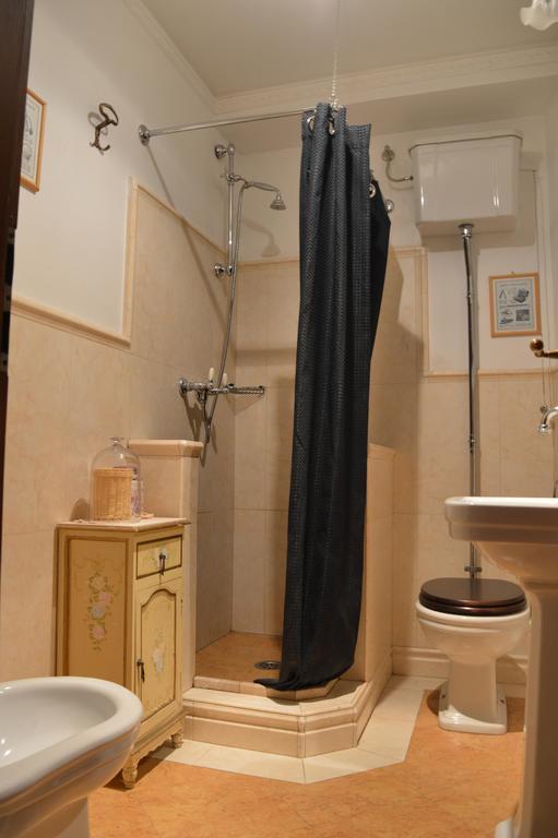 Casa Vacanze Rilke Trieste Ngoại thất bức ảnh