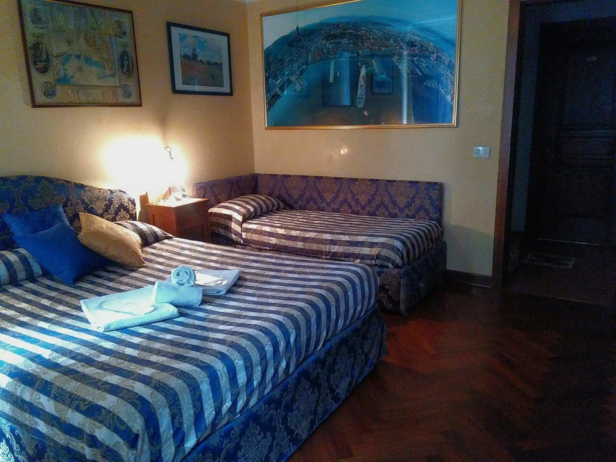 Casa Vacanze Rilke Trieste Ngoại thất bức ảnh